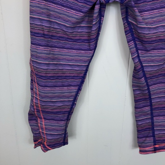 Lululemon Run Top Speed Crop Space Dye Sz 6 - Picture 8 of 9